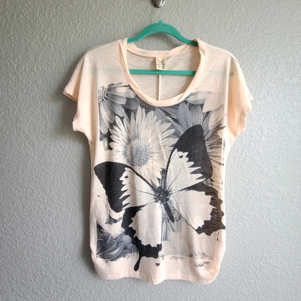 Faded Glory peach cap sleeve butterfly screen print tee w/rhinestone details Med